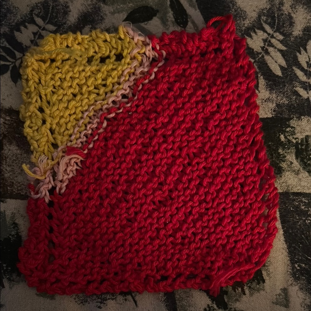 Red and Yellow Textured Wash Cloth for Bath